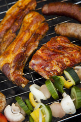 Grilling time, Grill