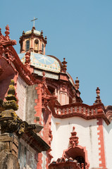 Fototapeta premium Santa Prisca parish in Taxco de Alarcon, Guerrero (Mexico)