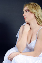 Fototapeta premium beautiful girl in white gown