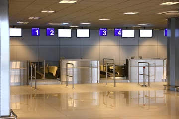 Papier Peint photo autocollant Aéroport Modern interior of airport terminal check-in
