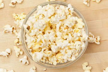 Crunchy white buttered popcorn