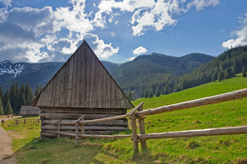 Tatry-Dolina Chochołowska szalas