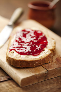 jam on bread