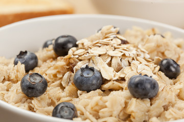 Organic Cooked oatmeal with blueberries