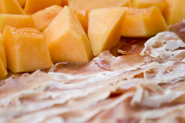 Honigmelone und Rohschinken