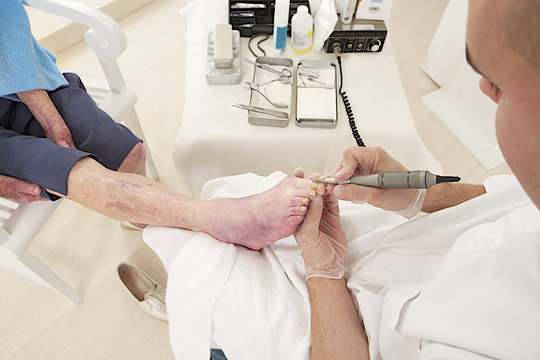 P&Eacute;DICURE - Soins &agrave; domicile