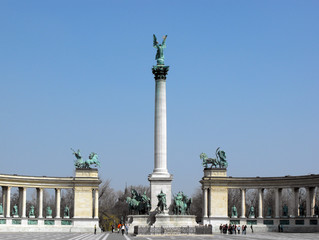 Fototapeta na wymiar Budapeszt Heldenplatz
