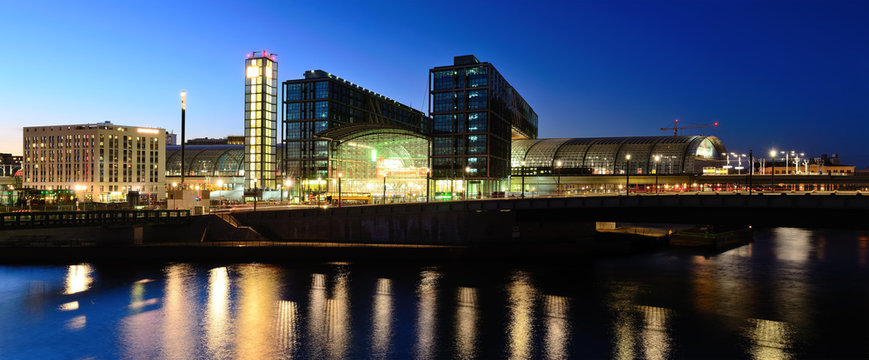 Panorama Berlin Hauptbahnhof