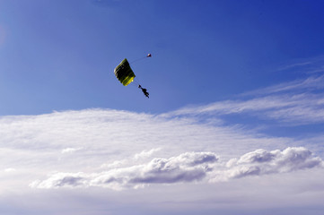 Obraz na płótnie Canvas Ekstremalne Skydiving