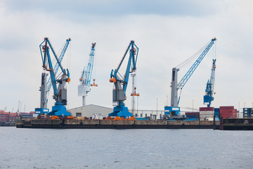 Fototapeta na wymiar Port Hamburg, Niemcy,,,