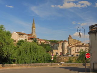 Fototapeta na wymiar Wioska Nerac, Lot-et-Garonne, Akwitania