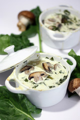 Cocottes champignons/épinards