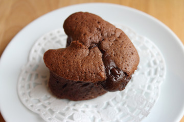 Moelleux au chocolat en forme de coeur