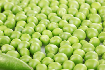 Green peas close-up