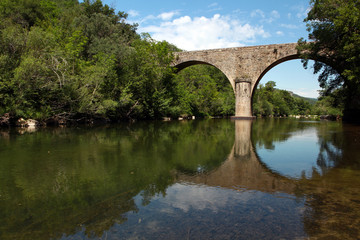 Fototapeta na wymiar rivière en provence
