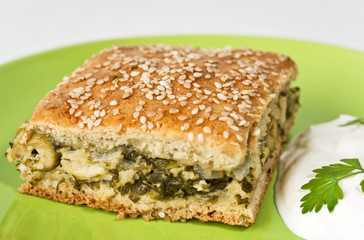 Aromatic green's pie filling spinach and olives