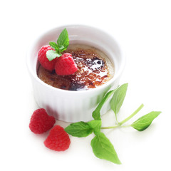 Crème Brûlée with Raspberries