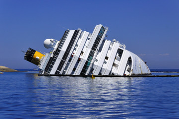 Nave Concordia affondata © Samuele Gallini