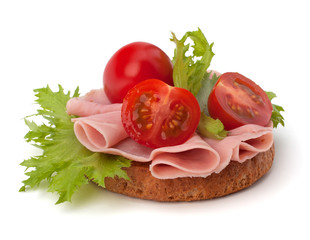 healthy sandwich with vegetable and smoked ham