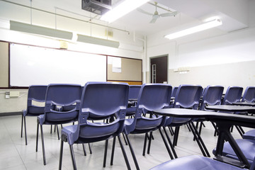 Fototapeta na wymiar empty classroom with chair and board