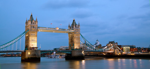 Fototapeta na wymiar London Tower Bridge Panorama