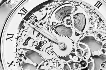 Fototapeta black and white close view of watch mechanism obraz