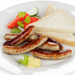 Nürnberger Rostbratwürstchen mit Toastbrot