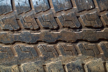 dirty Tire tread