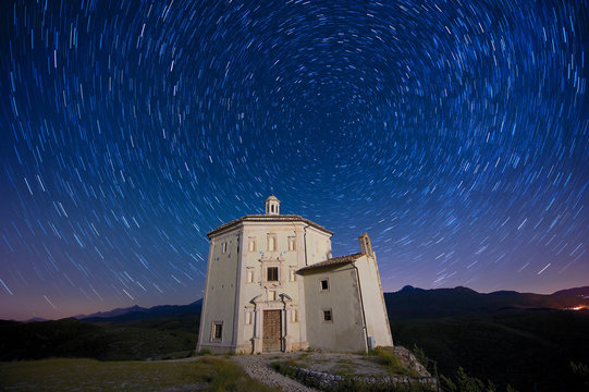 Rocca Calascio di notte, Abruzzo