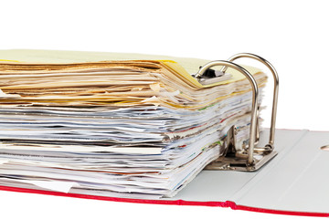 Akten Ordner mit Schriftstücken und Dokumenten