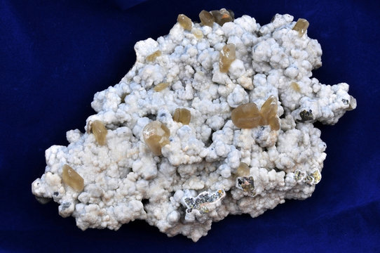 Siderit Bilder – Durchsuchen 417 Archivfotos, Vektorgrafiken und Videos ...