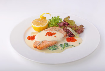 Grilled salmon with sauce