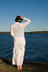Frau am Meer