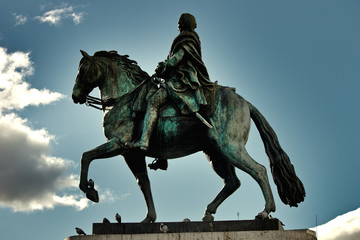 Obraz premium Caballo puerta del sol