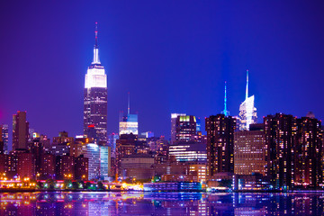 Fototapeta na wymiar Beautiful New York City Skyline w nocy
