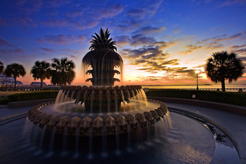 Fototapeta premium Pineapple Fountain Charleston, Karolina Południowa