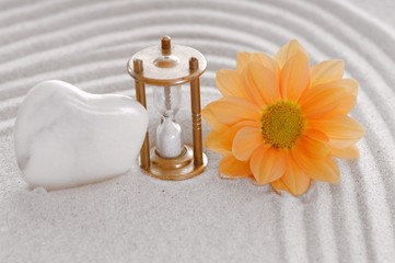 Sandbild Zen mit Sanduhr