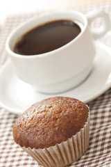 Banana cup cake with black coffee