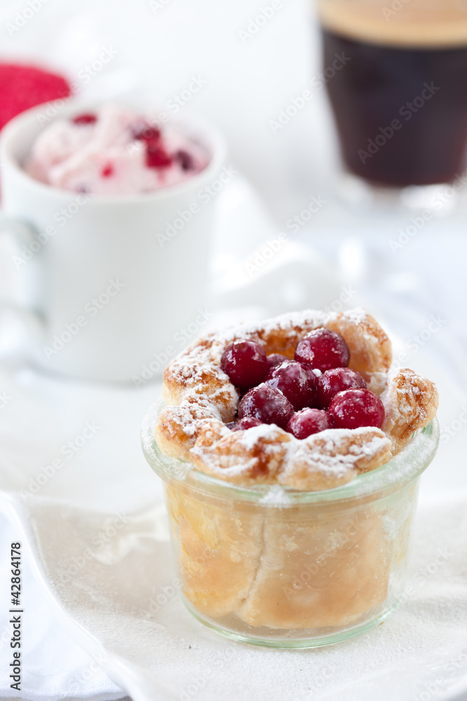 Sticker Dessert trio with coffee