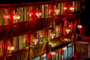 Maison traditionnelle chinoise de nuit - Guangxi, Chine