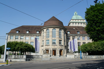 Fototapeta na wymiar Uniwersytet w Zurychu