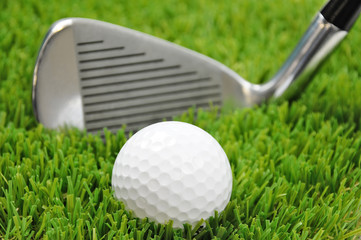 focus on golf ball