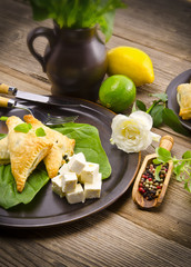 cakes with spinach and feta cheese