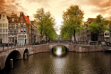 Amsterdam canals - obrazy, fototapety, plakaty