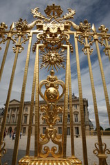 Fototapeta na wymiar Grille du château de Versailles