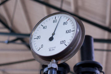 Pressure gauge