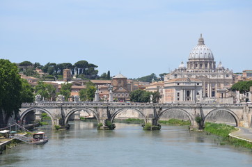 Vista del Tíber y de San Pedro. Roma - obrazy, fototapety, plakaty
