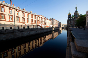 Naklejka premium Griboedov Canal in St. Petersburg, Russia