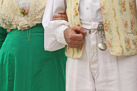 Couple arl&eacute;sien