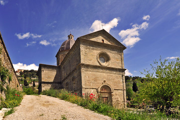 Fototapeta na wymiar Cortona, S. Maria Calcinaio i Val di Chiana - Arezzo